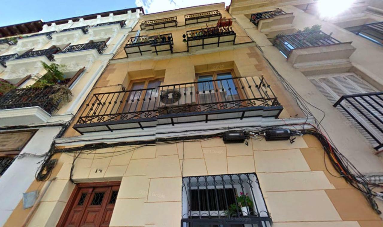 Apartamento En Calle Tres Peces Madrid Dış mekan fotoğraf