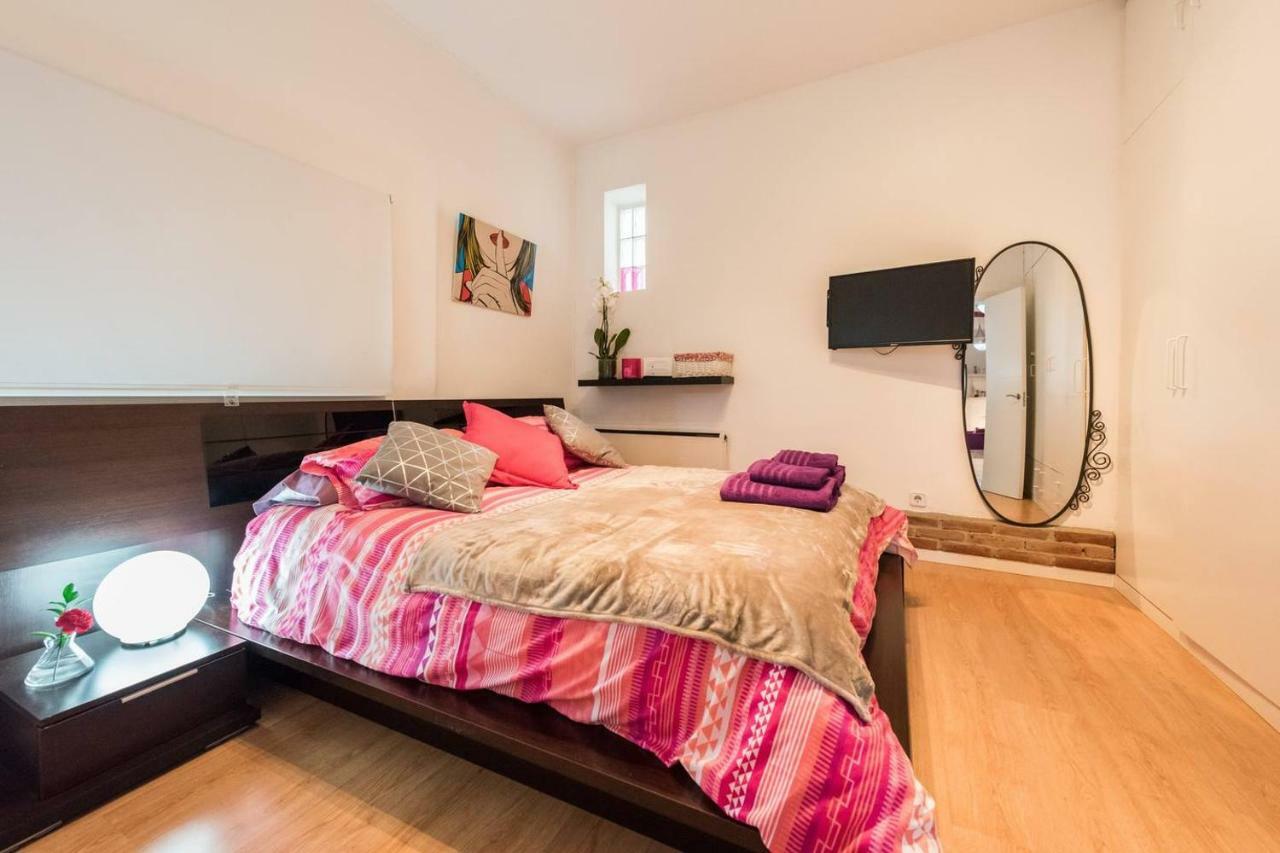 Apartamento En Calle Tres Peces Madrid Dış mekan fotoğraf