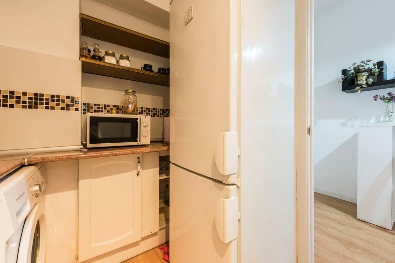 Apartamento En Calle Tres Peces Madrid Dış mekan fotoğraf